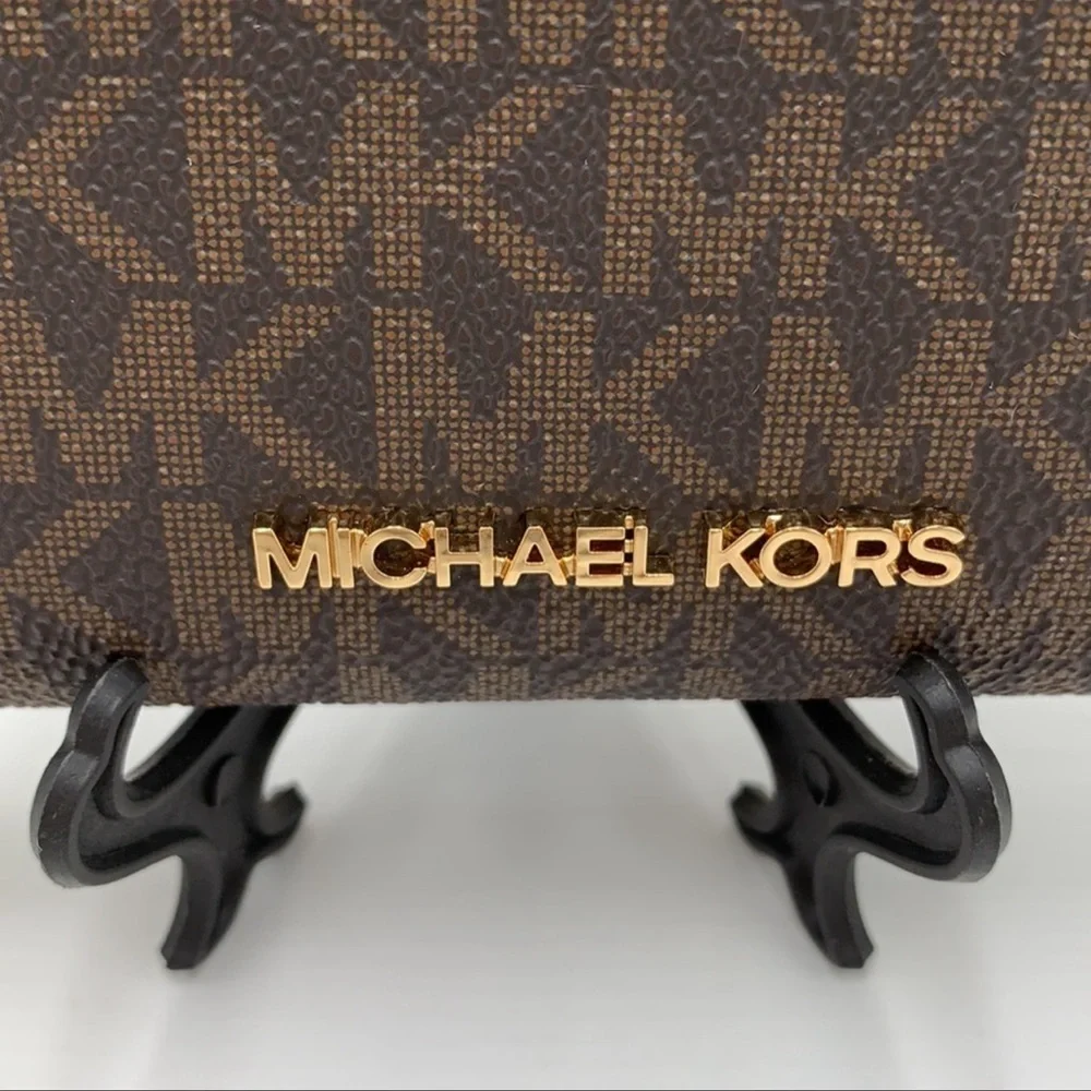 MICHAEL KORS JET SET TRAVEL MEDIUM ZIP AROUND CARD CASE BUTTERCUP